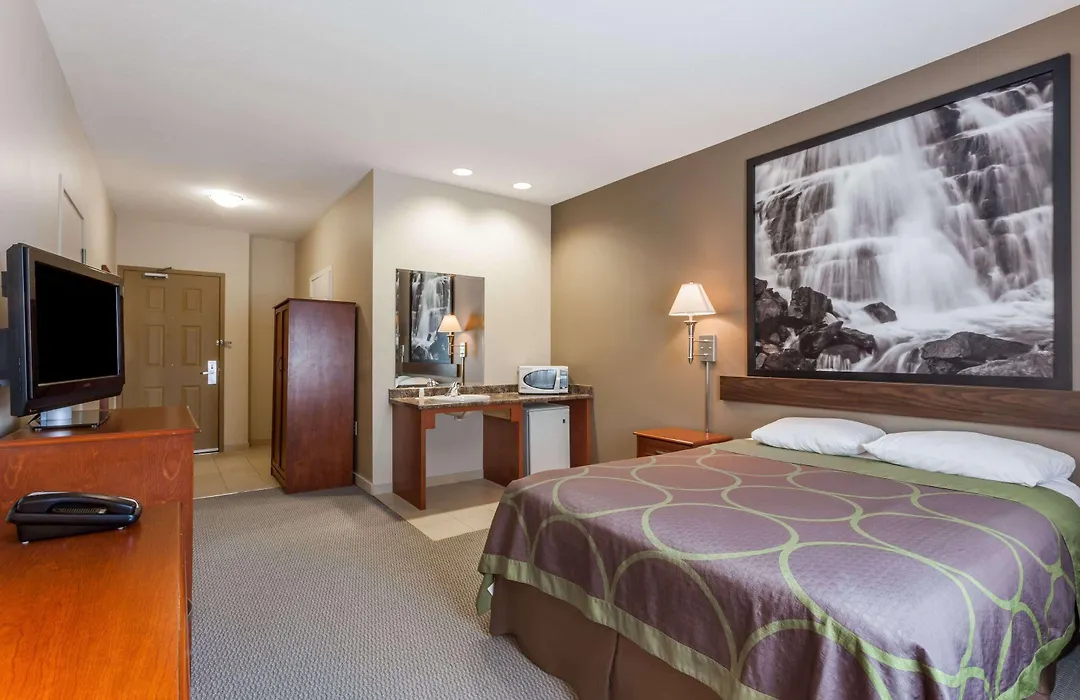 Super 8 By Wyndham Abbotsford Bc-1