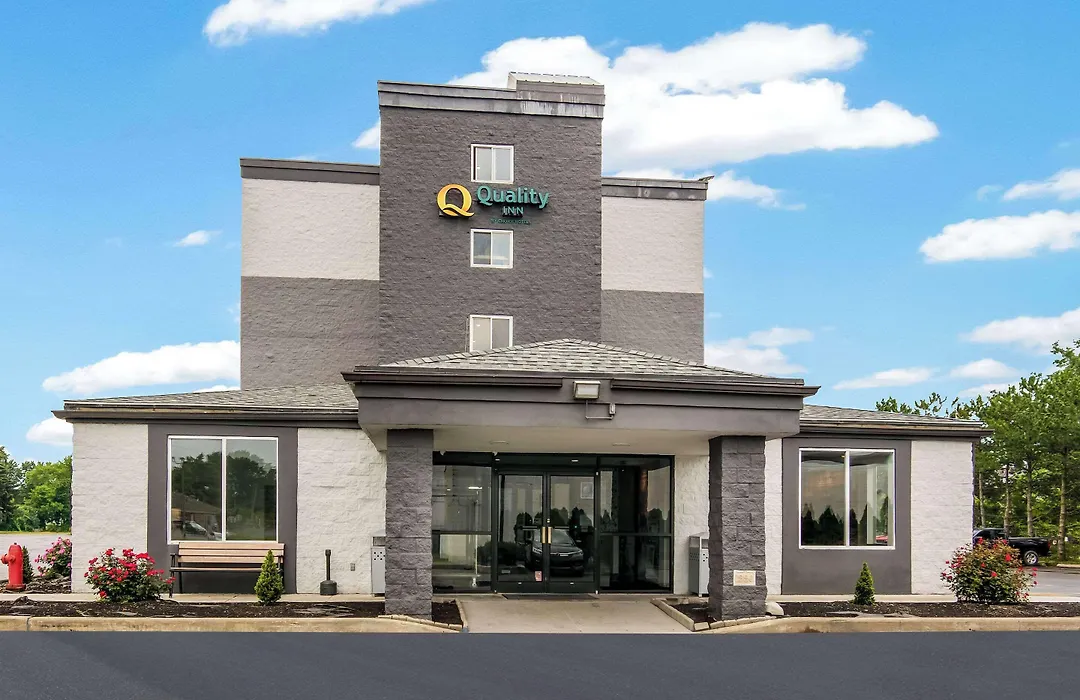 Quality Inn Rochester West-1