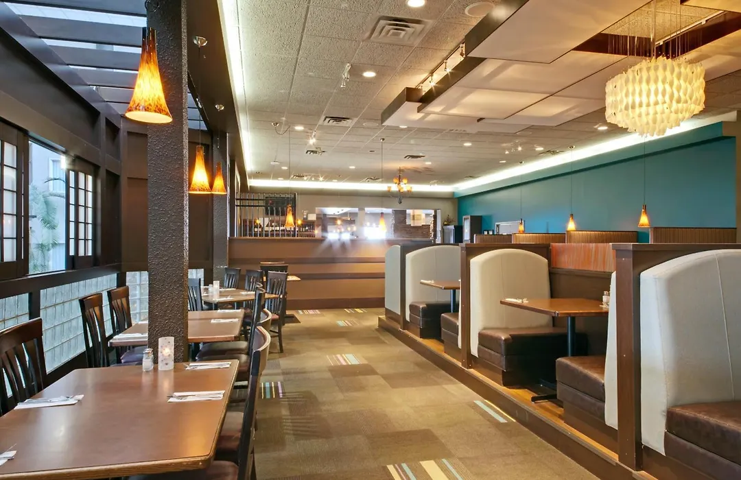 Coast Kamloops Hotel & Conference Centre-1