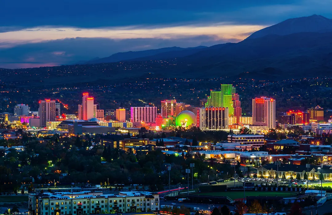 Ramada By Wyndham Reno Hotel & Casino-1