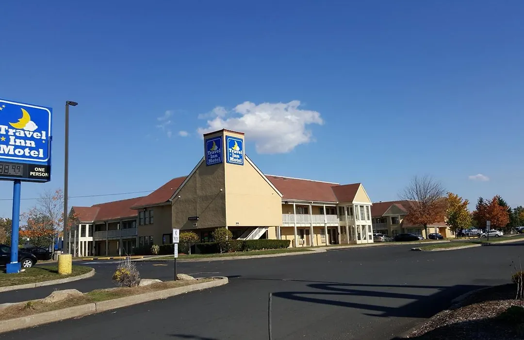 Travel Inn Motel-1