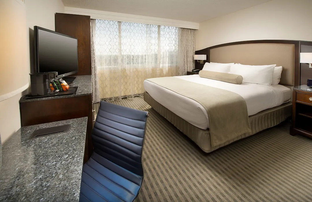 Skybridge Seattle Airport Hotel-1