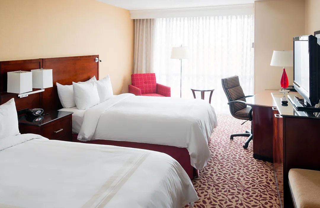 Wyndham Cleveland Airport-1