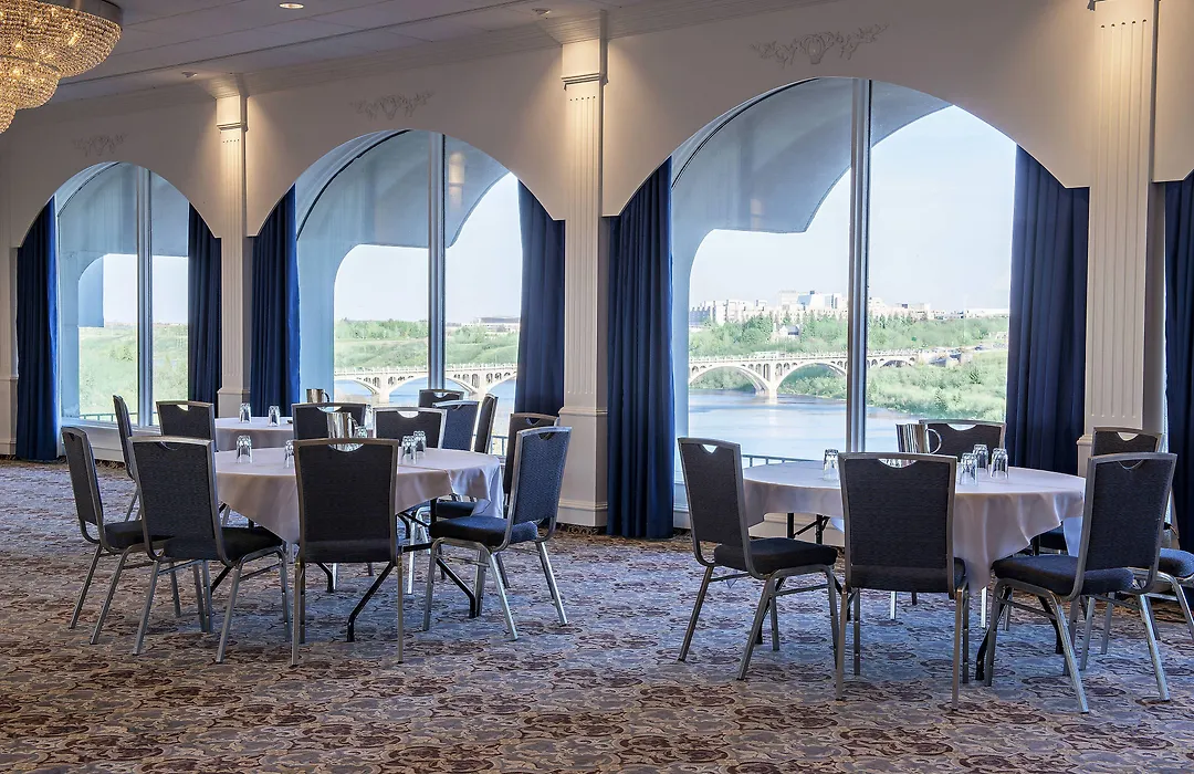 Sheraton Cavalier Saskatoon Hotel-1