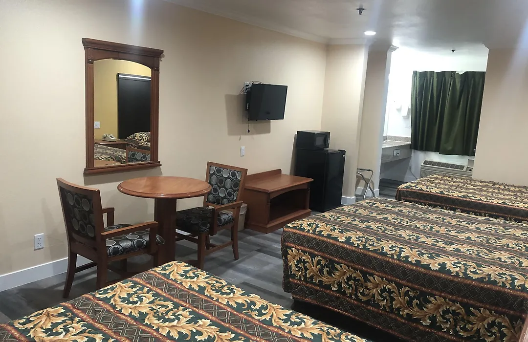 Economy Inn Near Ontario Airport - Chino-1