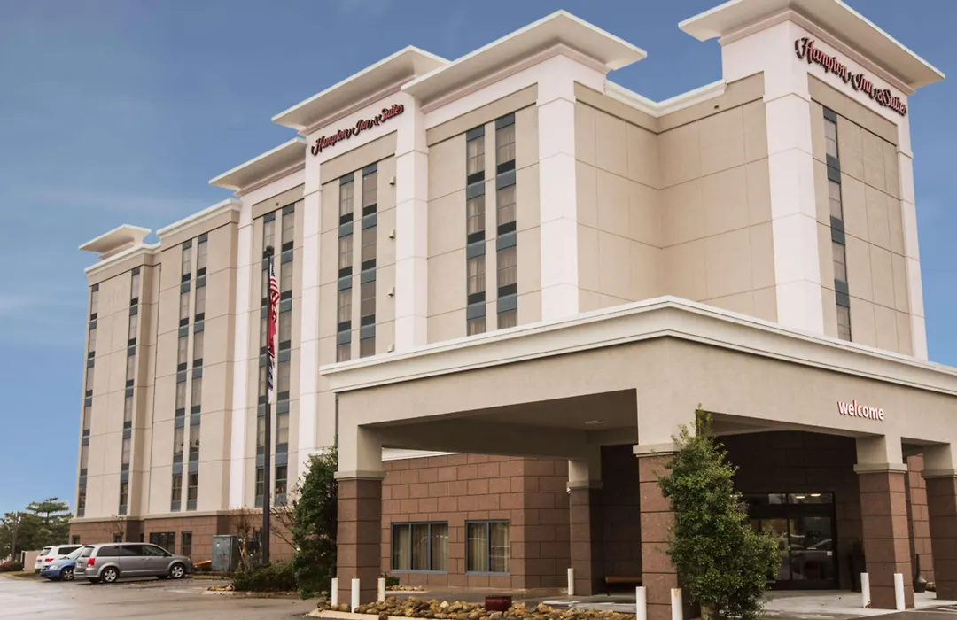 Hampton Inn & Suites Nashville-Airport-1