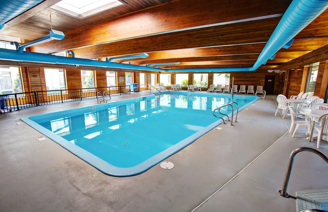 Country Inn & Suites By Radisson, Traverse City, Mi-1