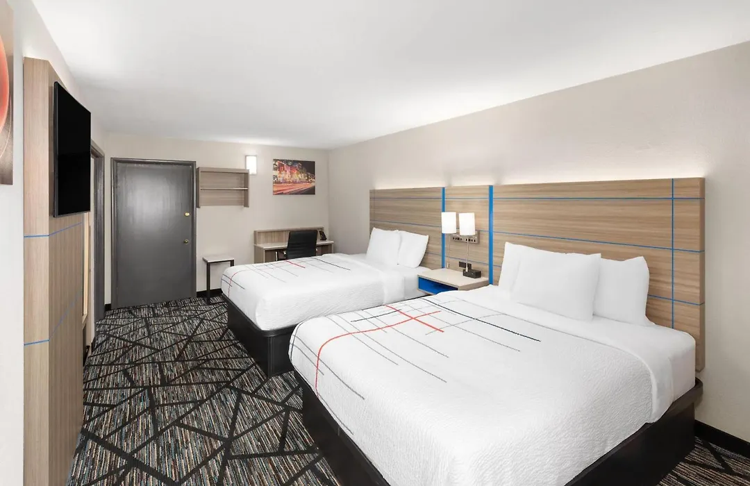La Quinta Inn By Wyndham Nashville South-1