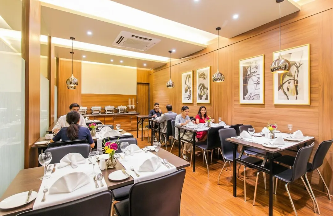 Fabhotel Rk International - Nr Mumbai International Airport-1