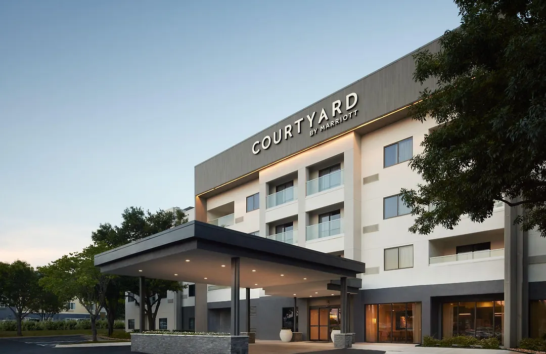 Courtyard Austin South-1