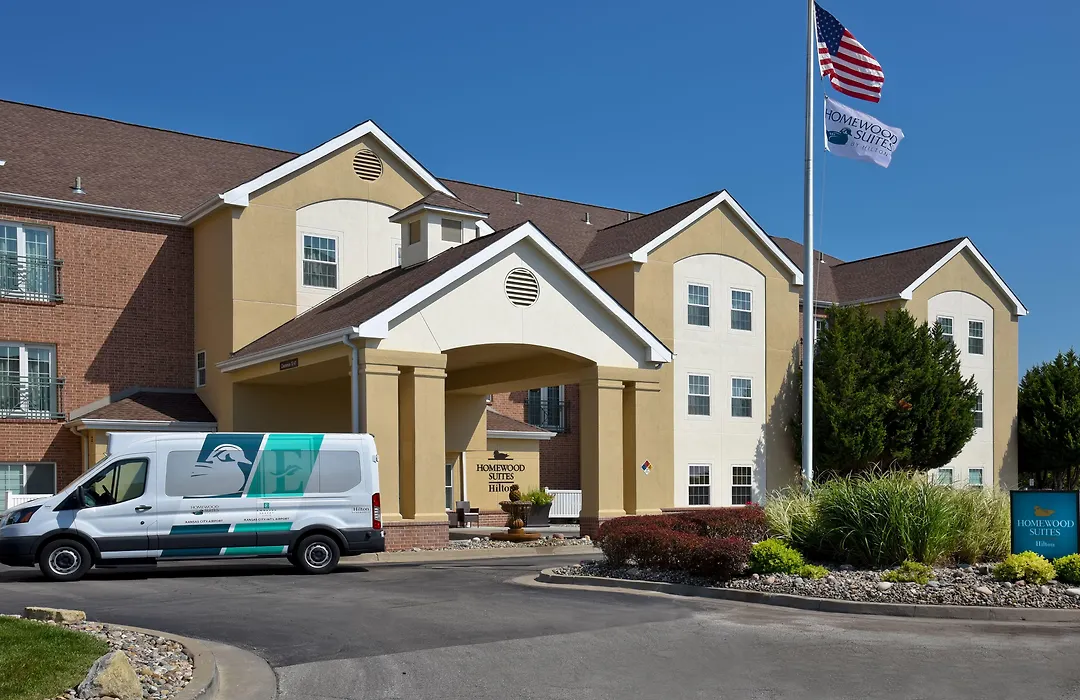Homewood Suites By Hilton Kansas City Airport-1