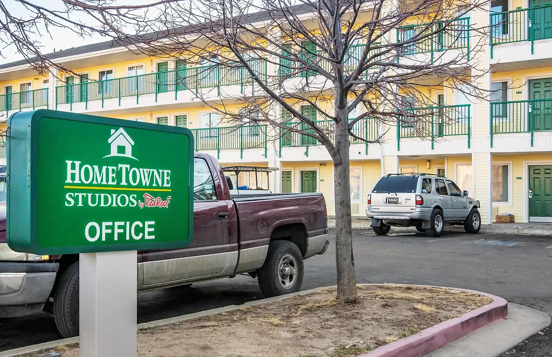 Hometowne Studios By Red Roof Colorado Springs - Airport-1