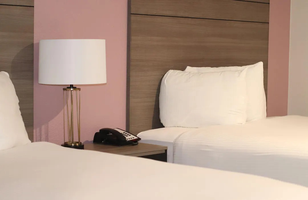 Arya Inn And Suites-1
