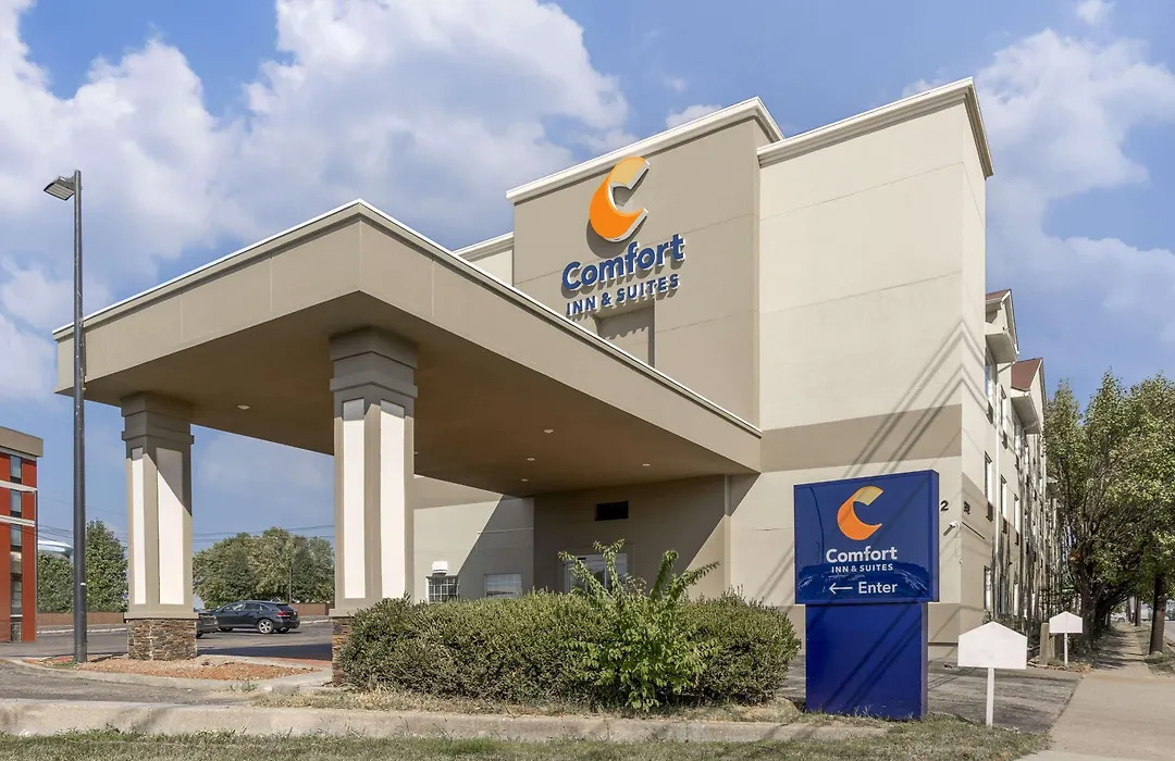 Comfort Inn & Suites Louisville Airport Fair & Expo-1