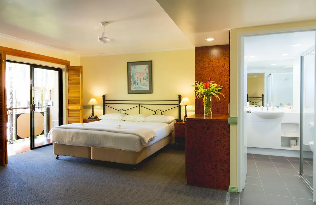 Palm Royale Cairns-1