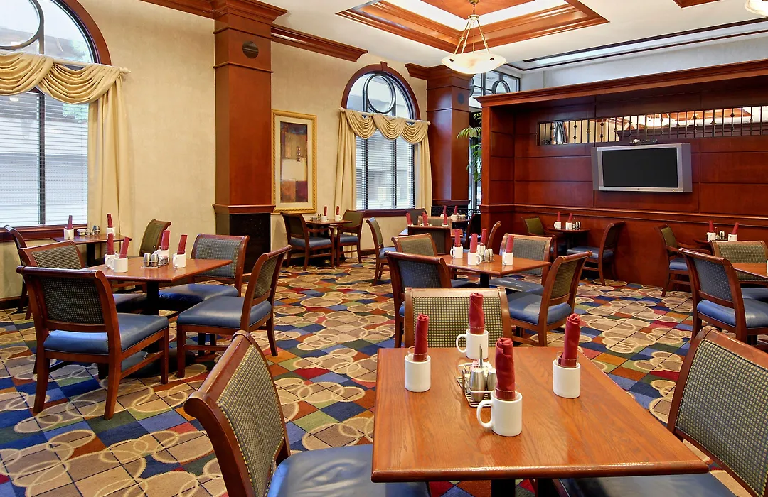 Courtyard By Marriott Norfolk Downtown-1