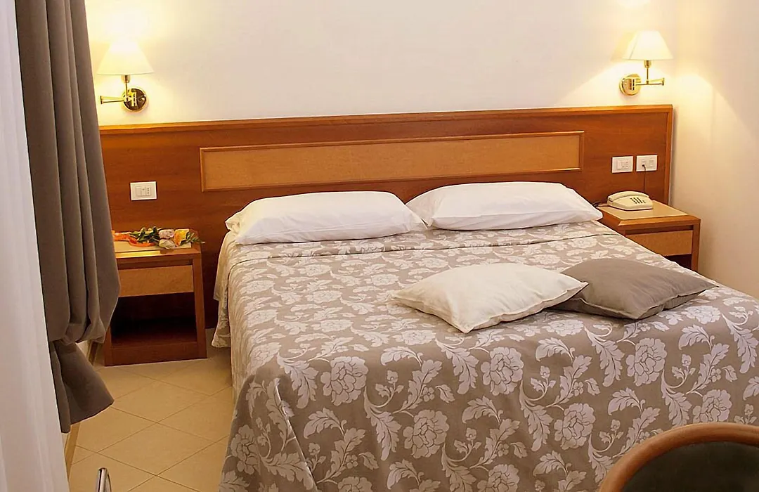 Hotel Bonifacio-1