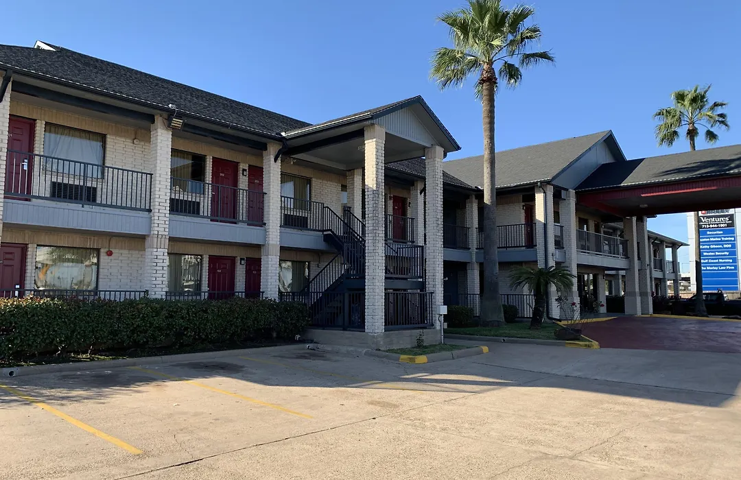 Americas Best Value Inn Hobby Airport-1