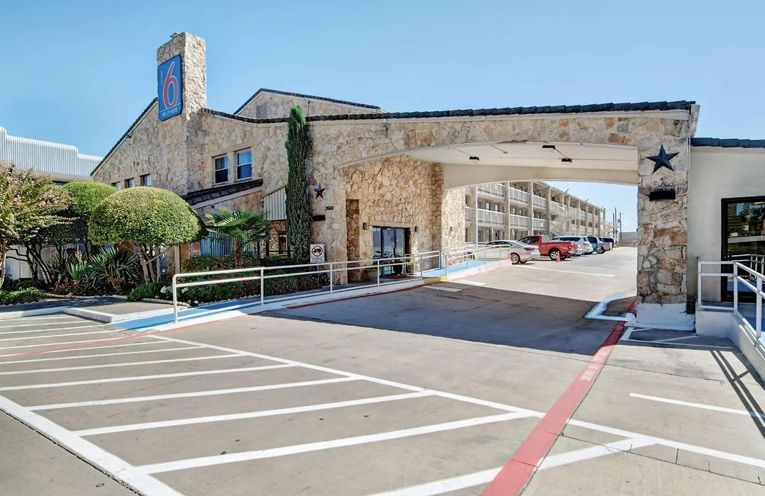 Motel 6-Dallas, Tx - Forest Lane-1