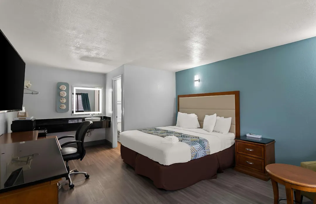 Americas Best Value Inn Bangor-1