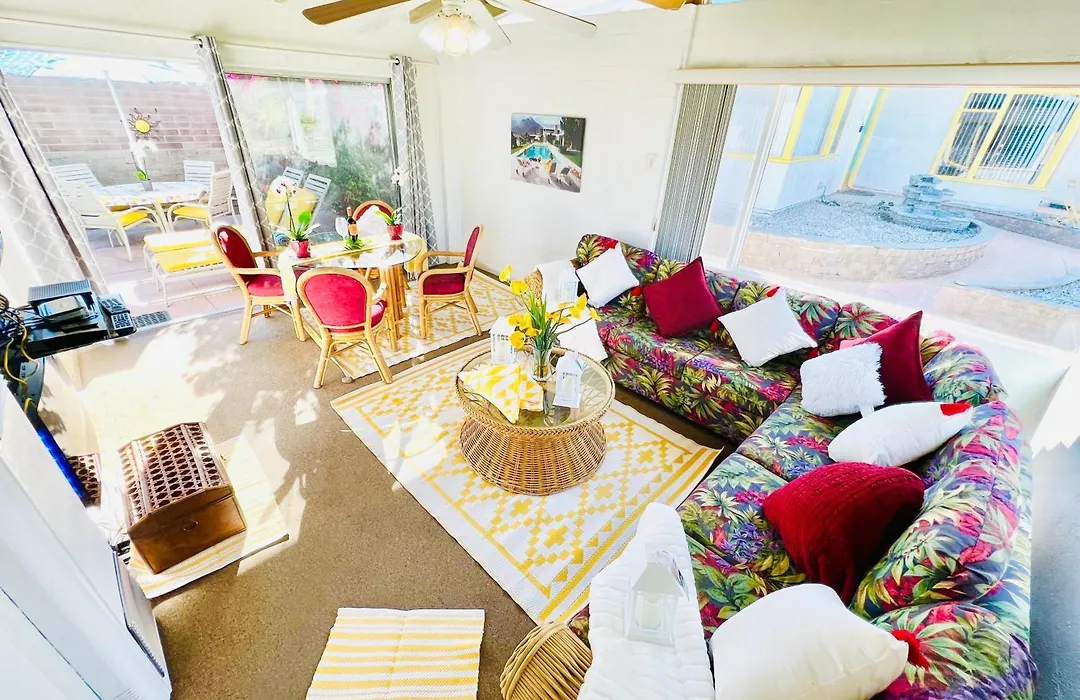 A Place In The Sun Hotel - Adults Only Big Units, 24H Heated Pool & Spa In 1 Acre Park Prime Location, Dog Friendly, Top Midcentury Modern Boutique Hotel-1
