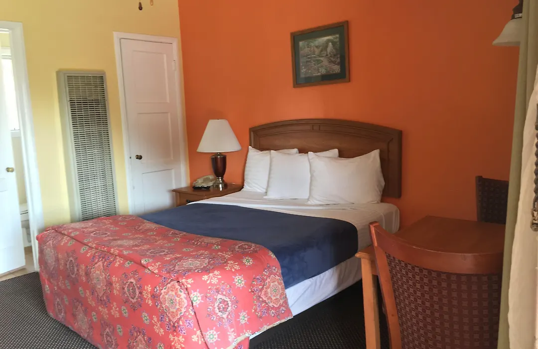 Los Padres Inn-1