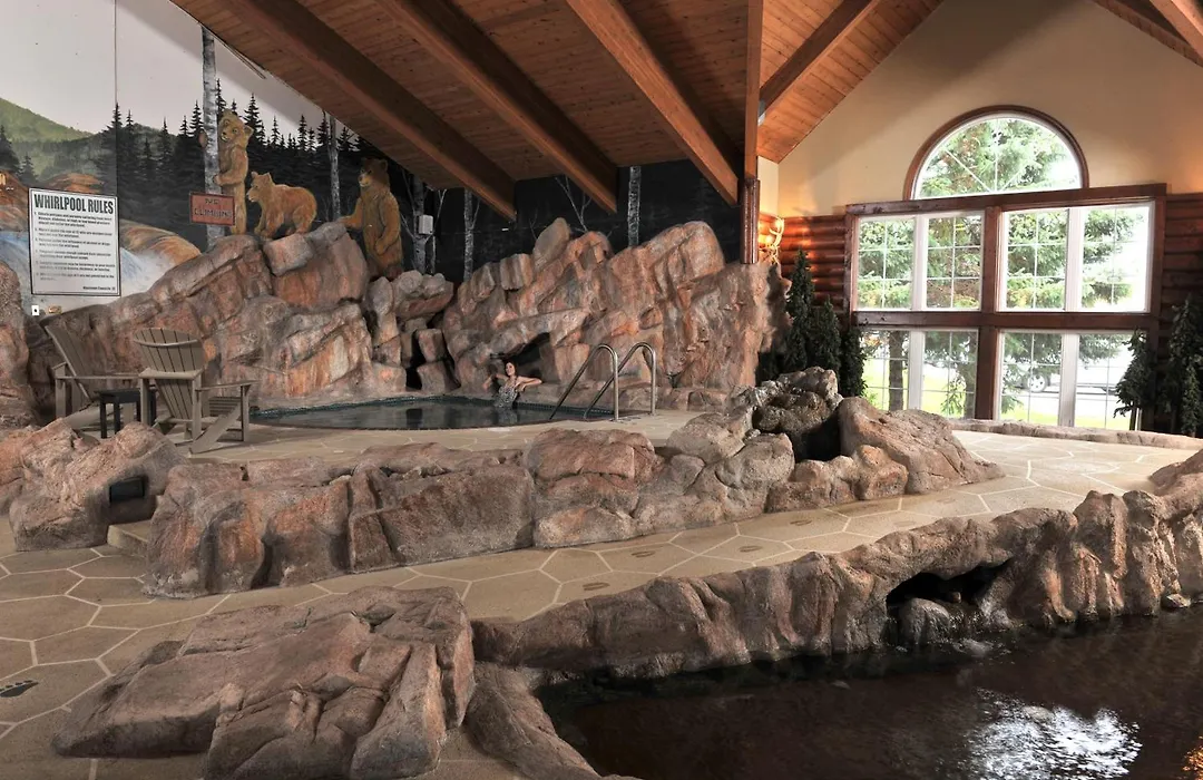 Cedar Creek Hotel Wausau - Rothschild-1