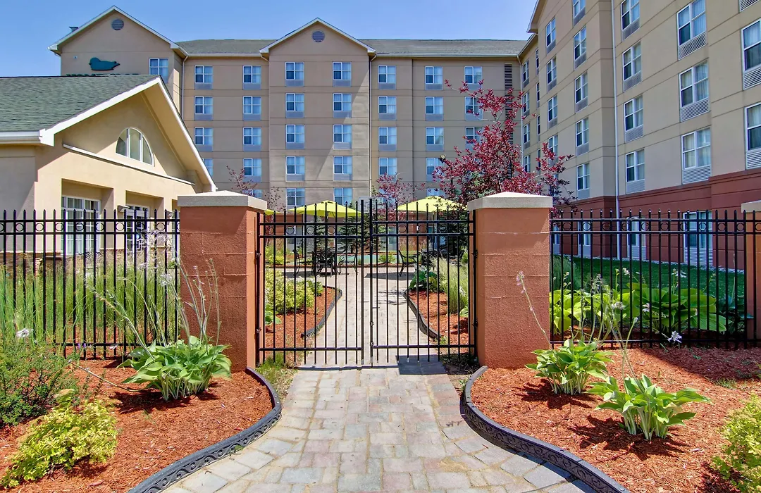 Homewood Suites By Hilton Toronto Mississauga-1