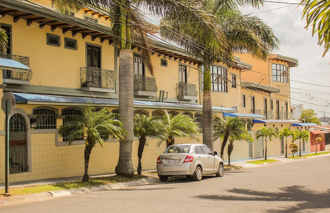 Hotel Casa Roland San Jose-1