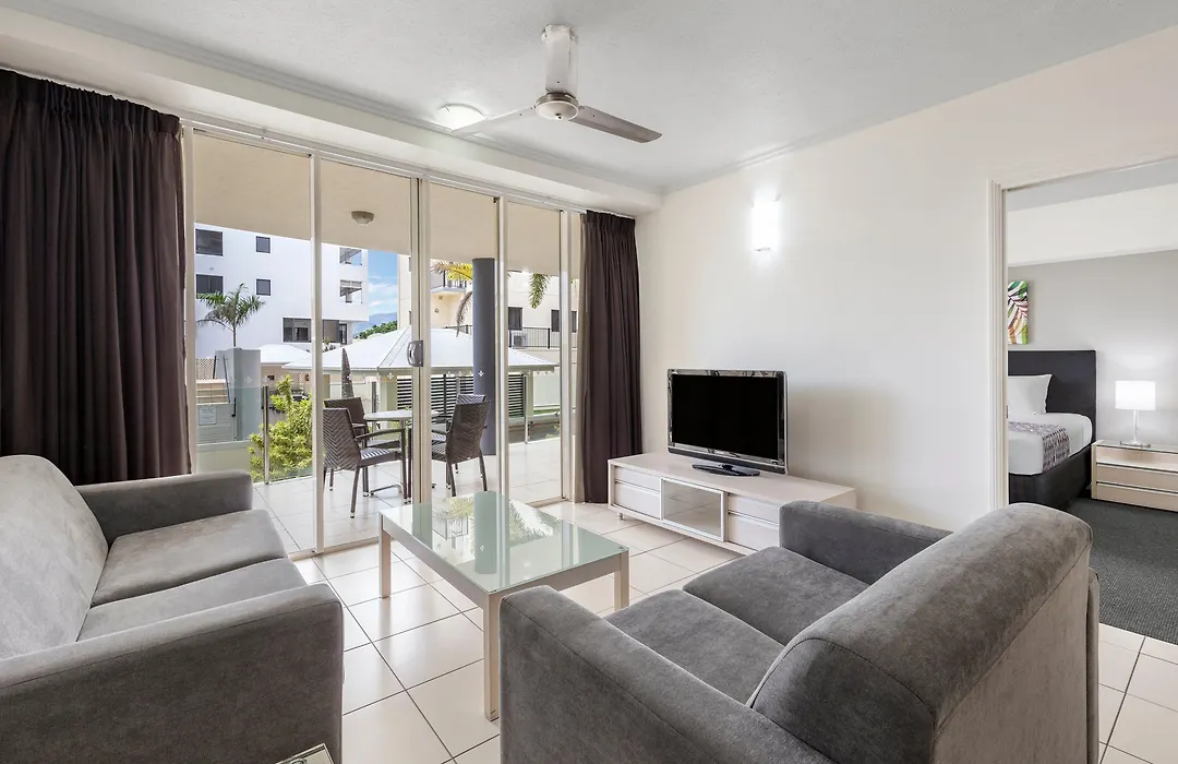 Park Regis City Quays-1