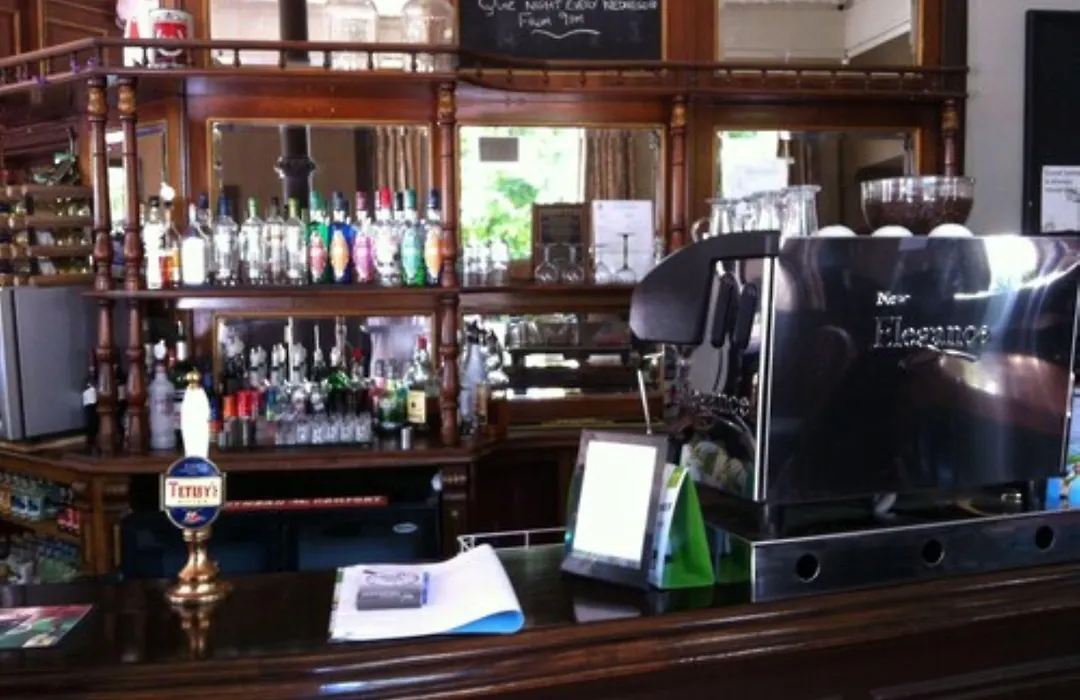 Forest Gate Hotel - Free Parking Limited Spaces-1