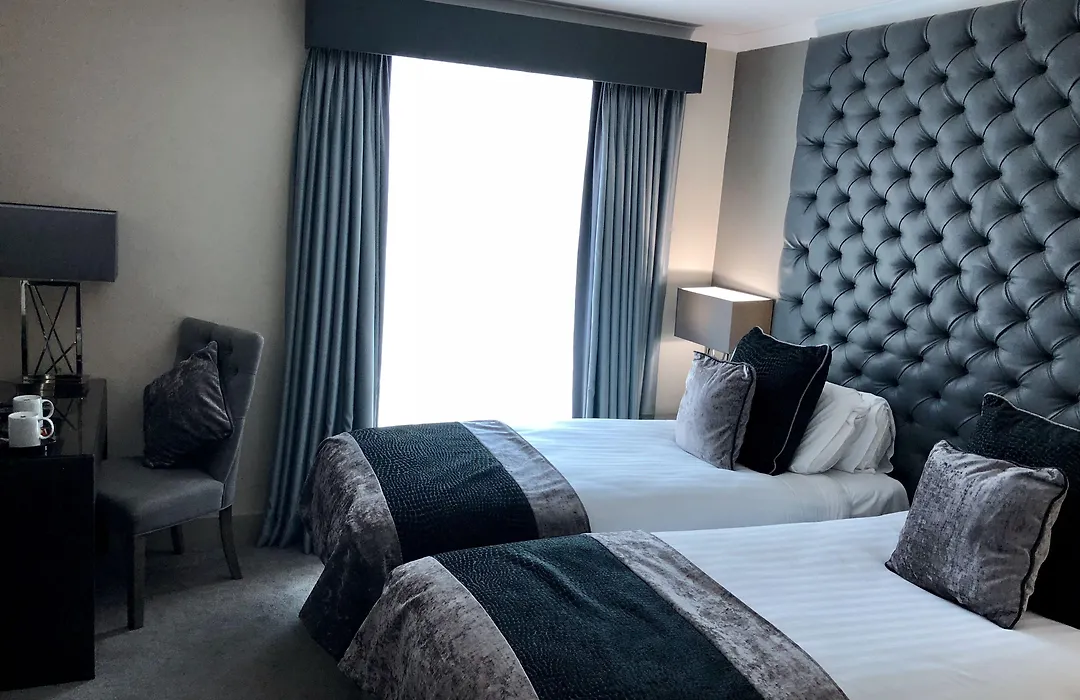 The Continental Hotel And Spa, Heathrow-1