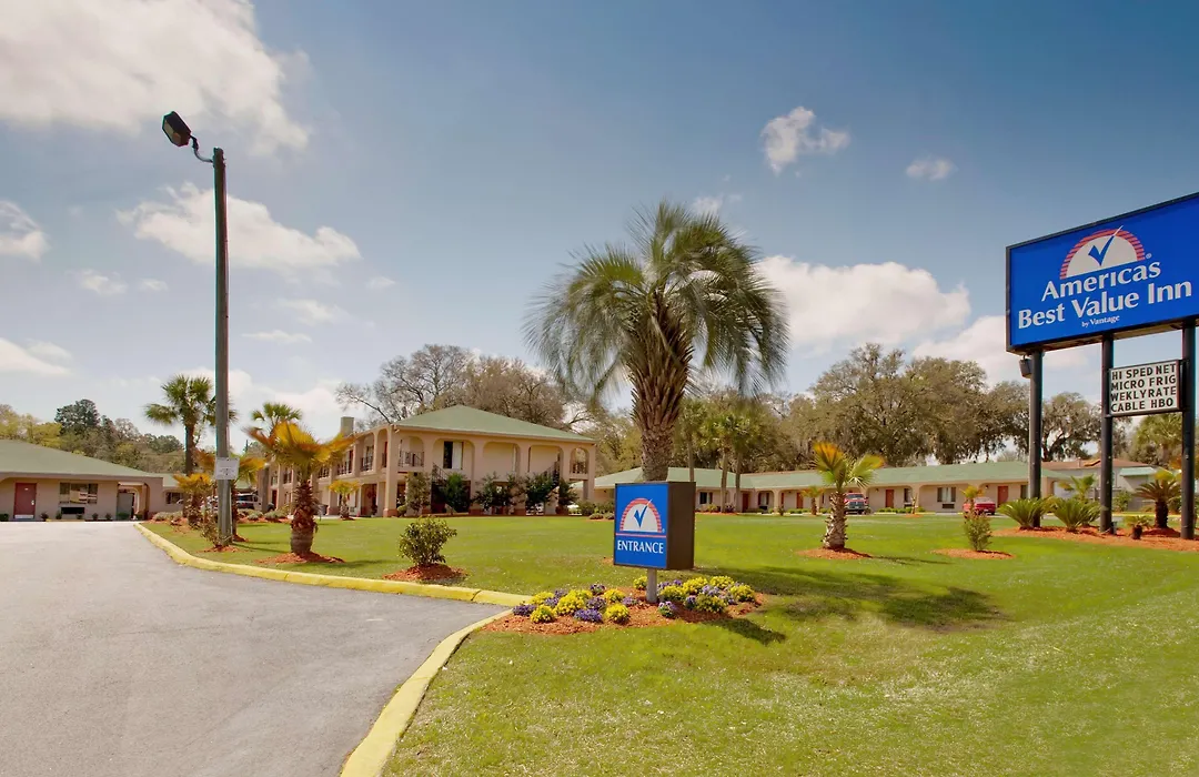 Americas Best Value Inn-Savannah-1