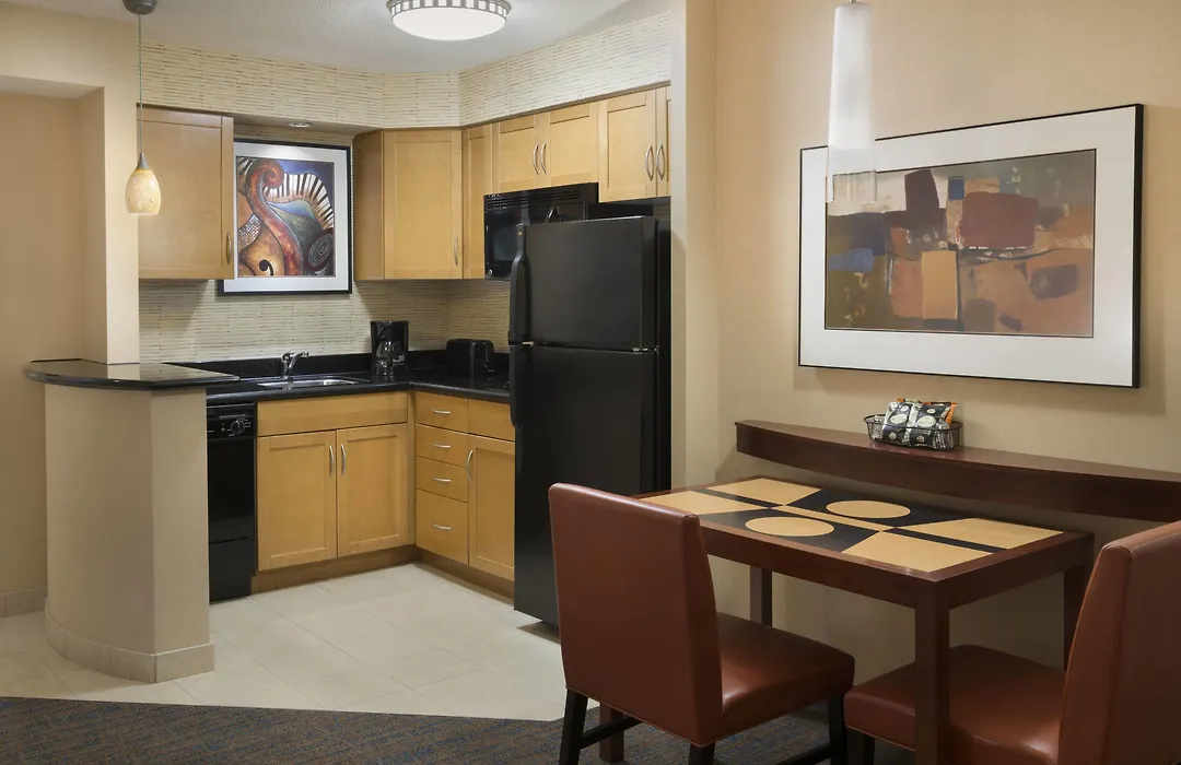 Residence Inn By Marriott Toronto Downtown / Entertainment District-1