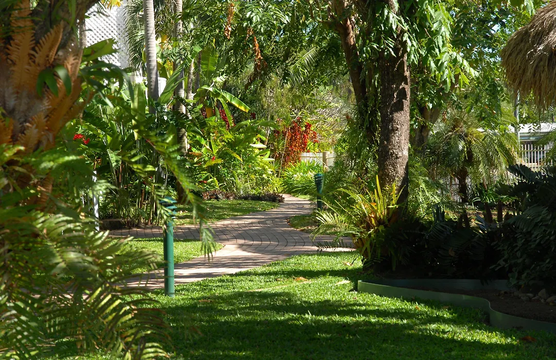 Cairns Beach Resort-1
