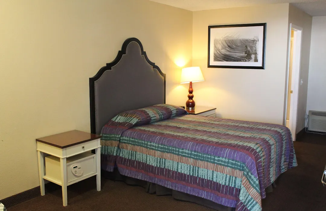 Knights Inn Pasco-1