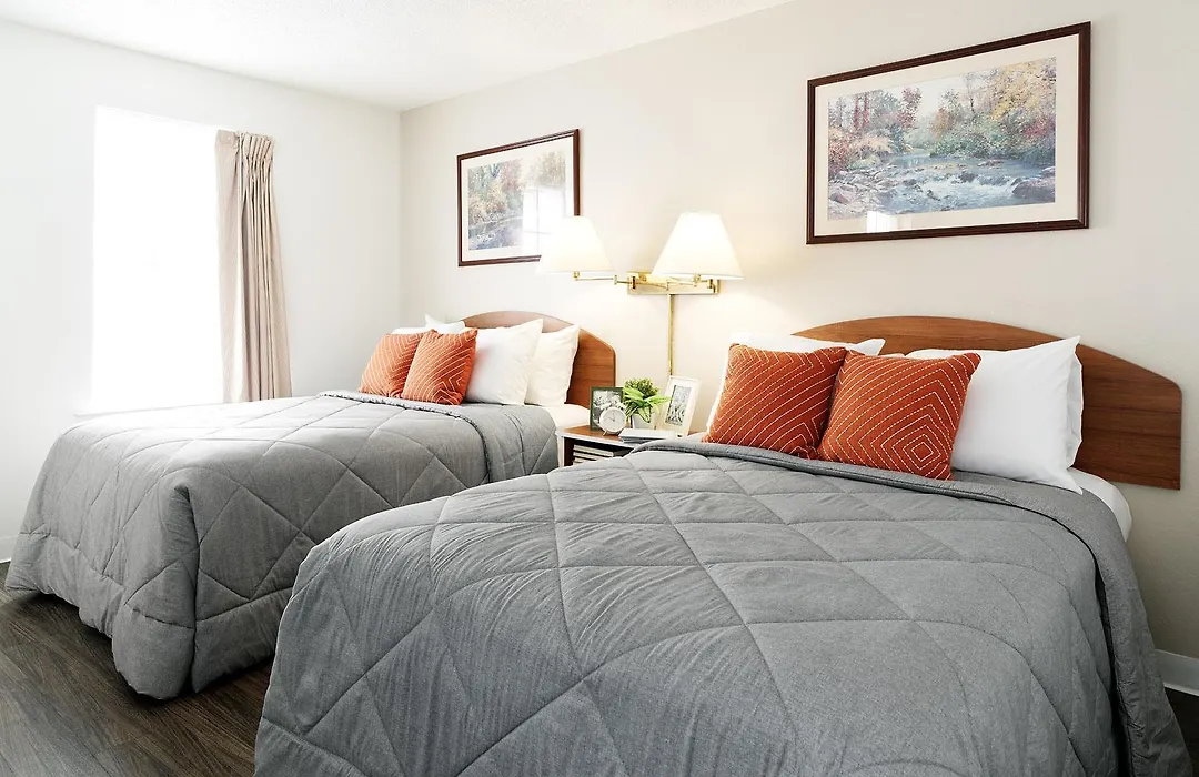 Intown Suites Extended Stay Norfolk Va-1