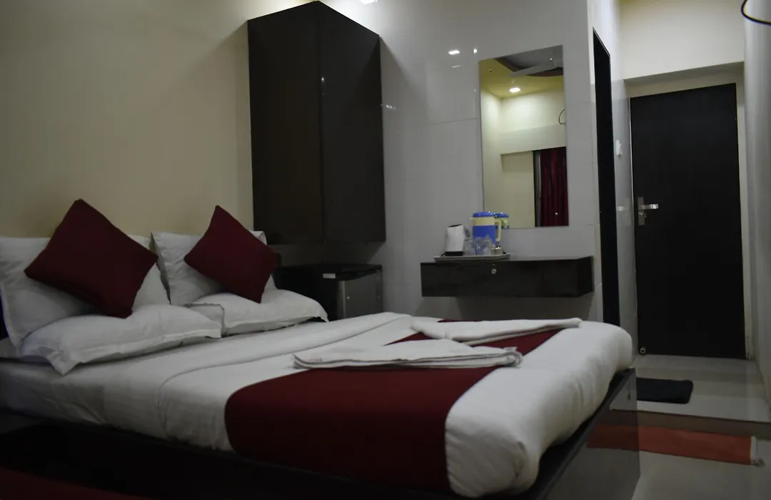 Hotel Arma Court - Near Us Embassy, Bkc-1