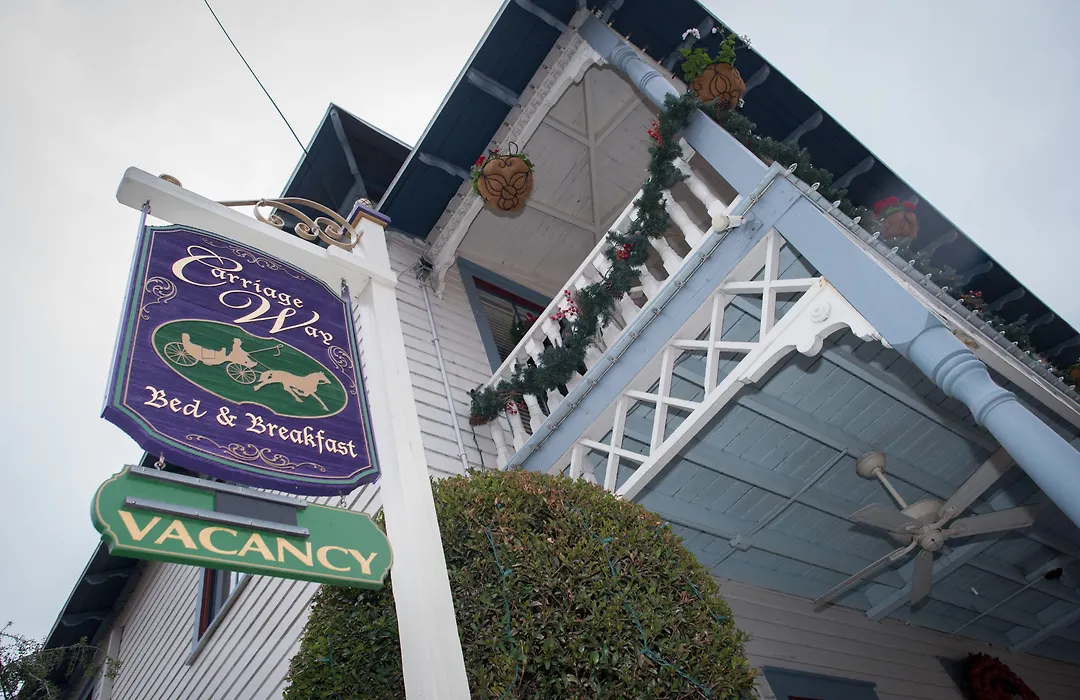 Carriage Way Inn Bed & Breakfast Adults Only - 21 Years Old And Up-1