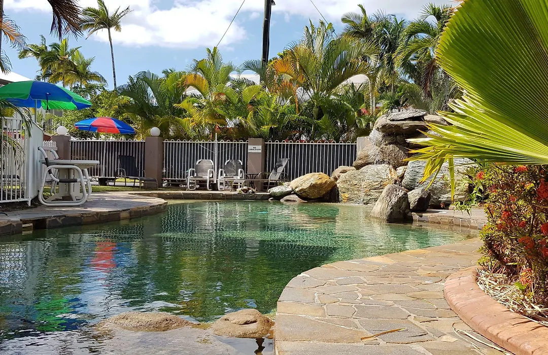 Reef Palms-1
