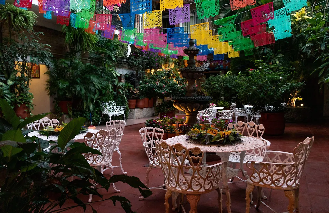 Hotel Posada De Roger - Near Los Muertos Beach-1