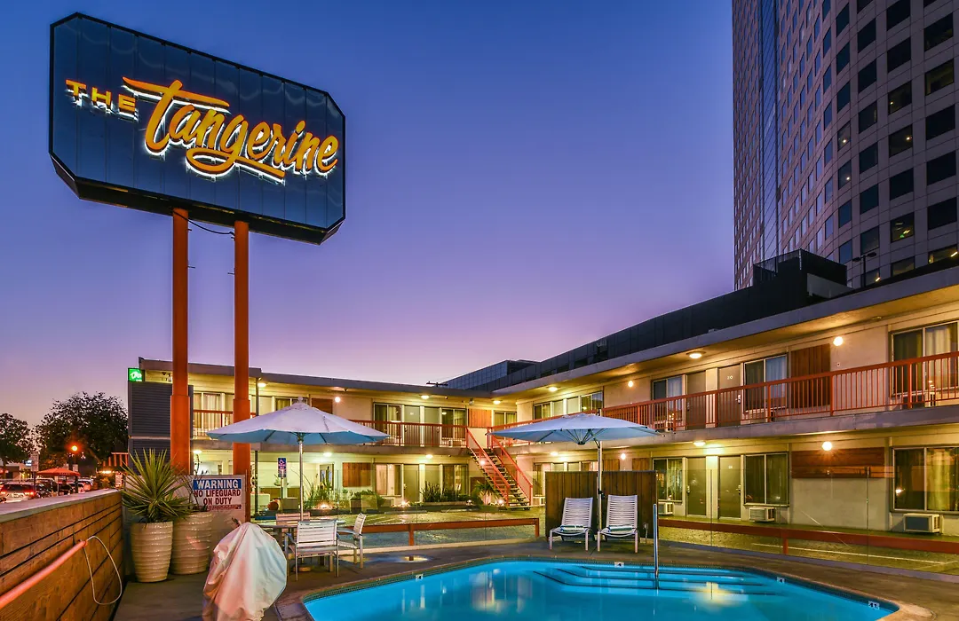 The Tangerine - A Burbank Hotel-1