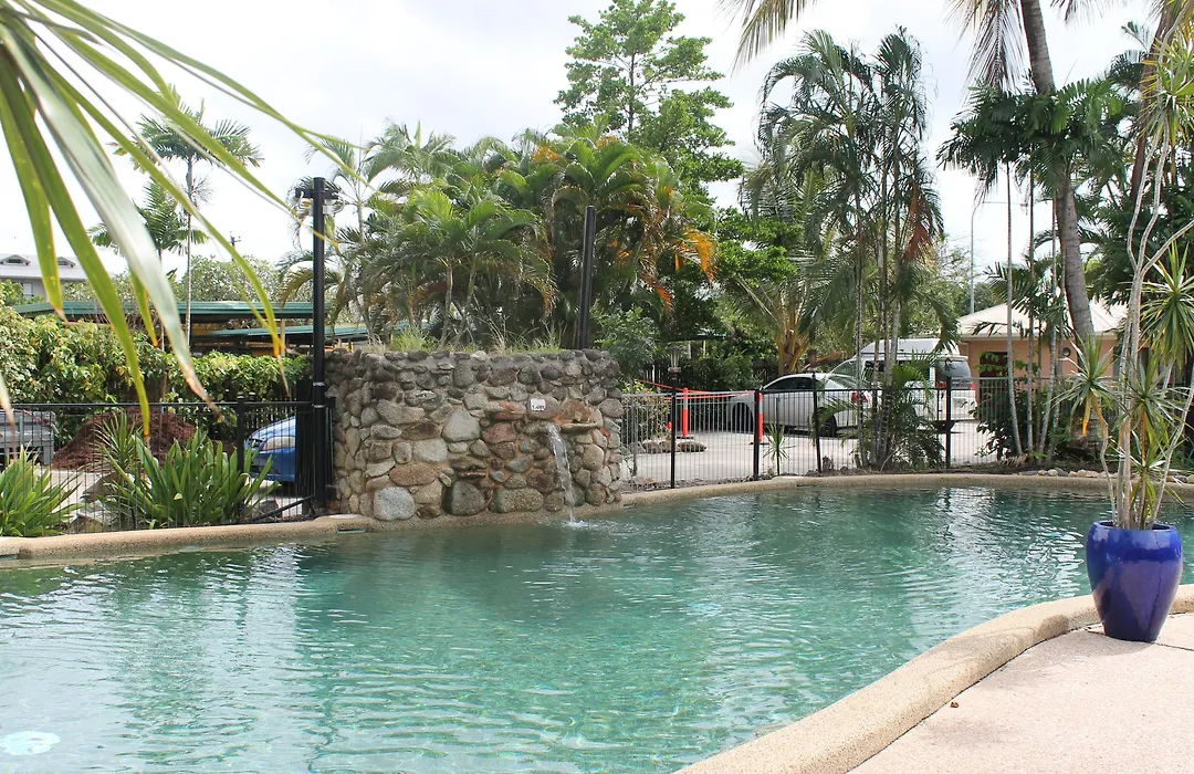 Bohemia Resort Cairns-1