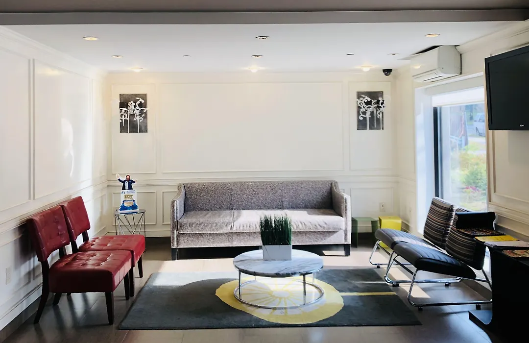 Ramada By Wyndham Staten Island-1