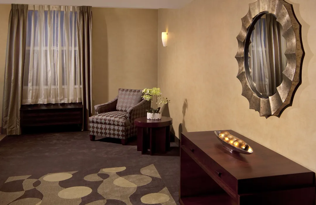 Best Western Plus Miami Intl Airport Hotel & Suites Coral Gables-1