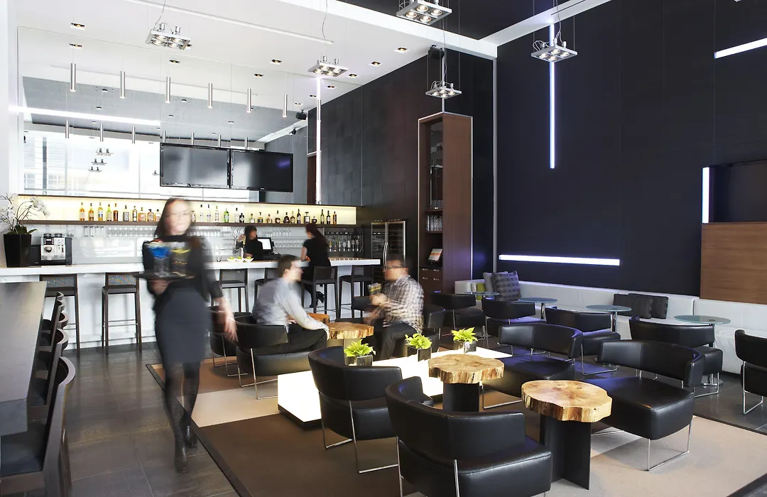 Le Germain Hotel Maple Leaf Square-1
