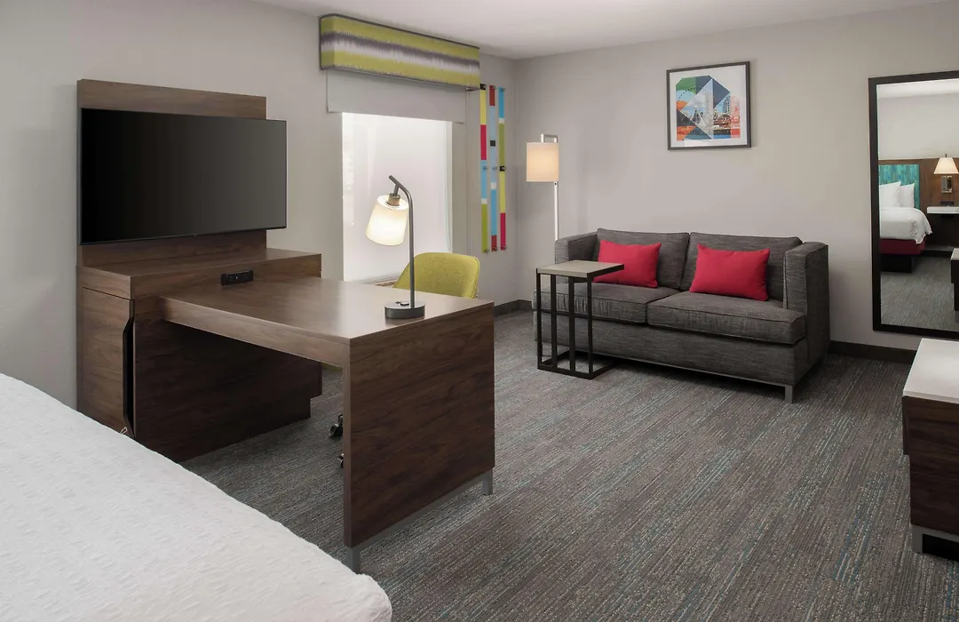 Hampton Inn And Suites Seattle - Airport / 28Th Avenue-1