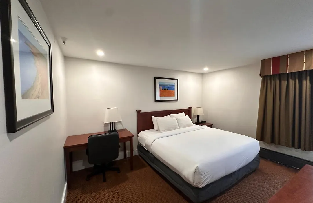 Charlottetown Inn & Conference Centre-1