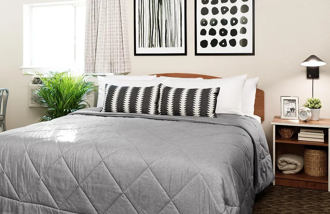 Intown Suites Extended Stay Newport News Va - I-64-1