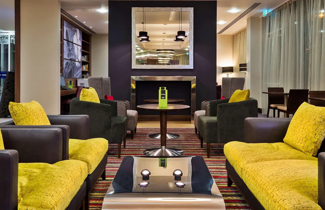 Hampton By Hilton Luton Airport-1
